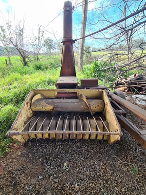 New Holland 717 Forage Harvester
