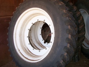Full set of 18.4R-46 Dual Wheels off New Holland Genesis