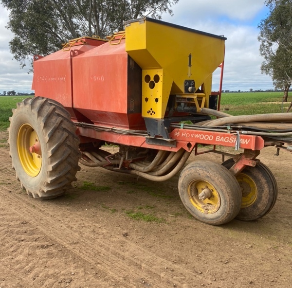 40ft Flexicoil and 4000L Horwood Air Seeder