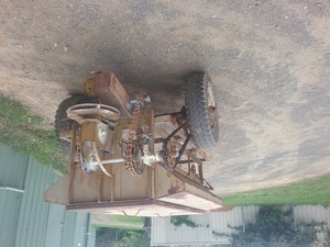 MOBILCO Fertiliser Spreader