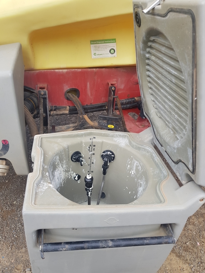 Hardi Commander 5030 Trailing Sprayer