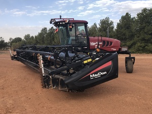 2013 Macdon M205 Windrower (ONO)