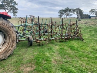 Shearer 15 Leaf Harrows