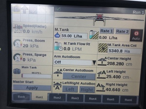 Case IH 4430 Patriot Sprayer 2015  with AIM  Command pro