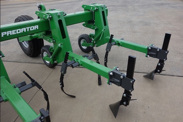 Parallelogram Cultivator 6 to 8 Row