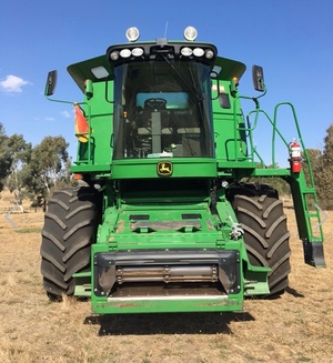 2011 John Deere 9670 STS Header with JD635D Front