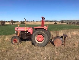 Massey Ferguson 165 Tractor