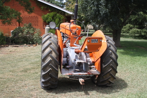 Minneapolis Moline UTS 1948