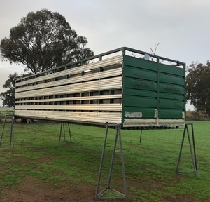 26’ Duncan Stock Crate & Tray 