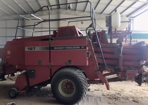 Massey Fergusson 187 Baler