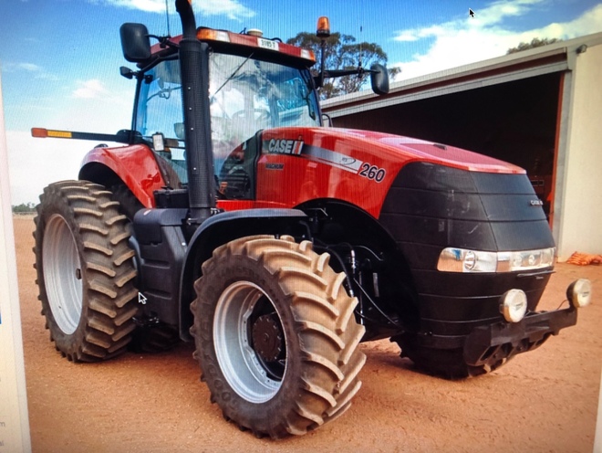 Case MX 260 Magnum Tractor  Premium   745 hrs