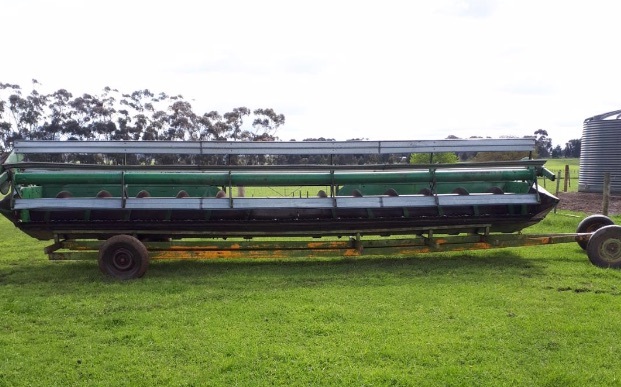 John Deere 1075 Hydro 4 Header with 24ft Front