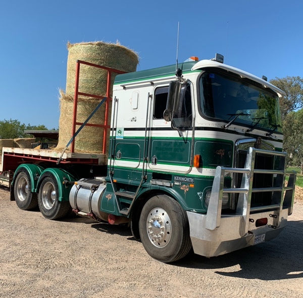 2004 Kenworth K104 Prime Mover