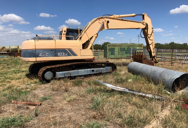 Excavator 21 tonne  (Liugong)