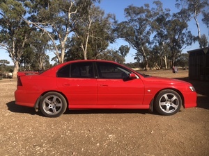 Holden VZ SV6 Commodore 