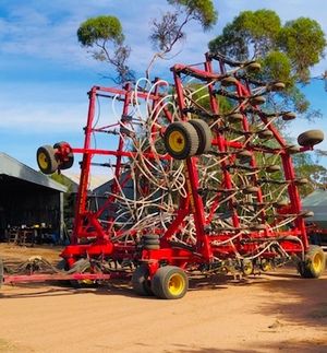 50' Seed Hawk Airseeder Bar