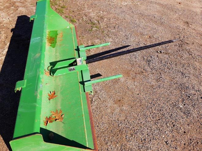 Under Auction - Bucket Spike 