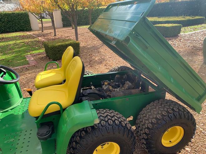 John Deere TH 6x4 Gator 2010 (Petrol)