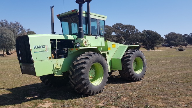 Steiger Bearcat 225 Articulated Tractor Seires 111