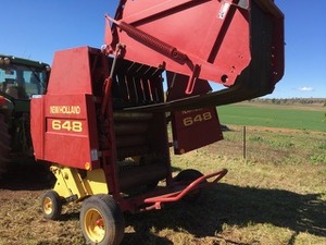New Holland 648 Silage Special Round Baler - 2% Buyers Premium on all Lots