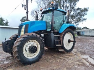 2006 New Holland T8040 Tractor