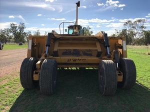 Case IH 9350 & O'Bryan 12ft bucket