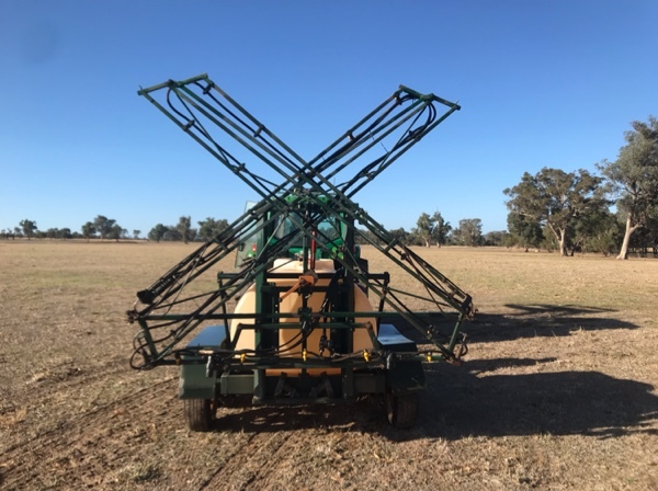 Universal Boom Sprayer