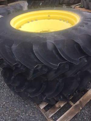 Firestone front tyres & hub extensions