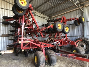 Bourgault 3320 Paralink  