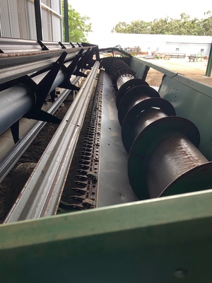 John Deere 9610 'Maximizer' Header with John Deere 930 Front 