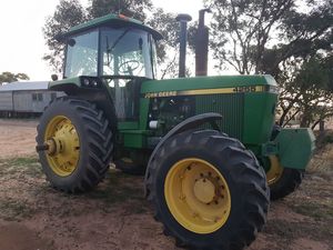 John Deere 4255 Tractor For Sale