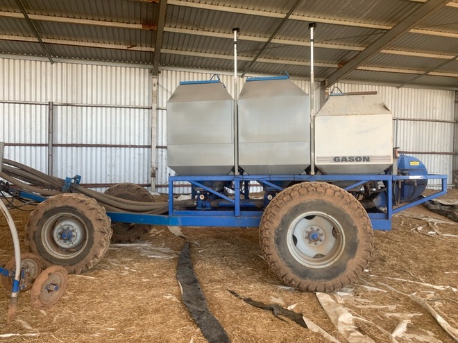 Gason 8.5 mt Bar with 5500 lt trailing Cart