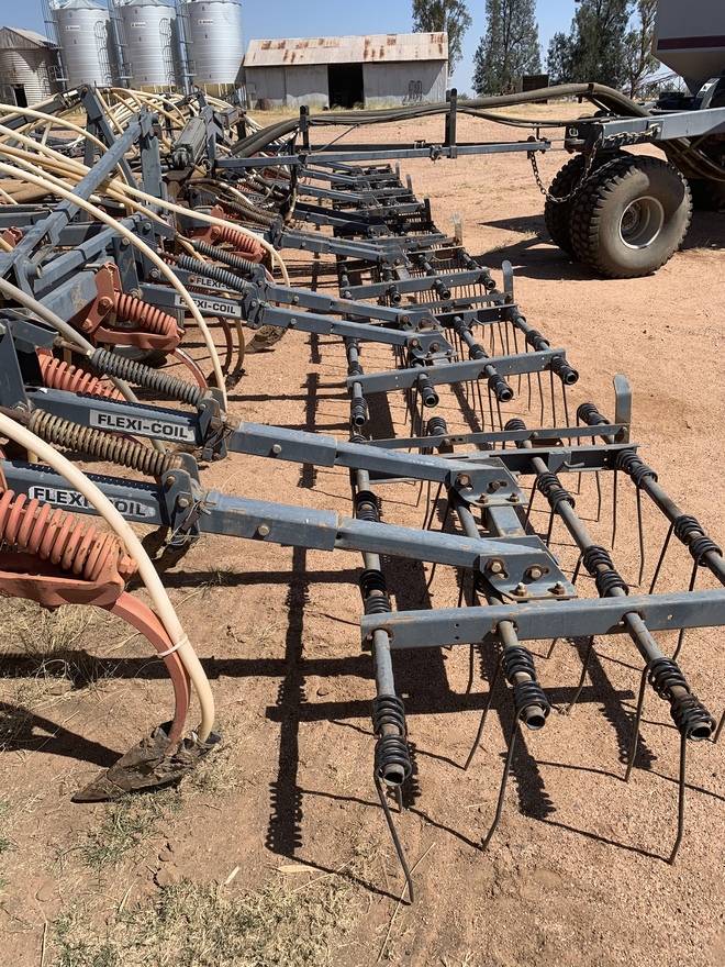 FlexiCoil Harrows