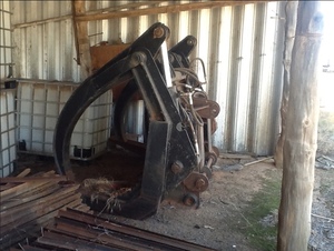 Bucket / Log Grab / Silage Grab