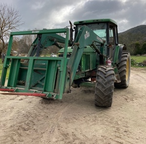 John Deere 6620 with Front End Loader