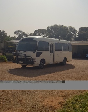 2000 Toyota Coaster Bus