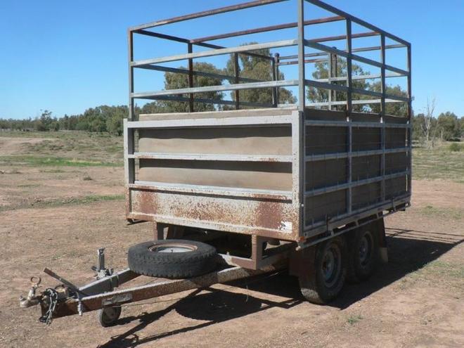 Flat Top Tandem Trailer with,sides & stock crate!