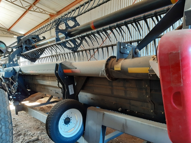 Under Auction - 2012 Massey Ferguson 9560 Header with 40' MacDon Front - 2% Buyers Premium on All Lots