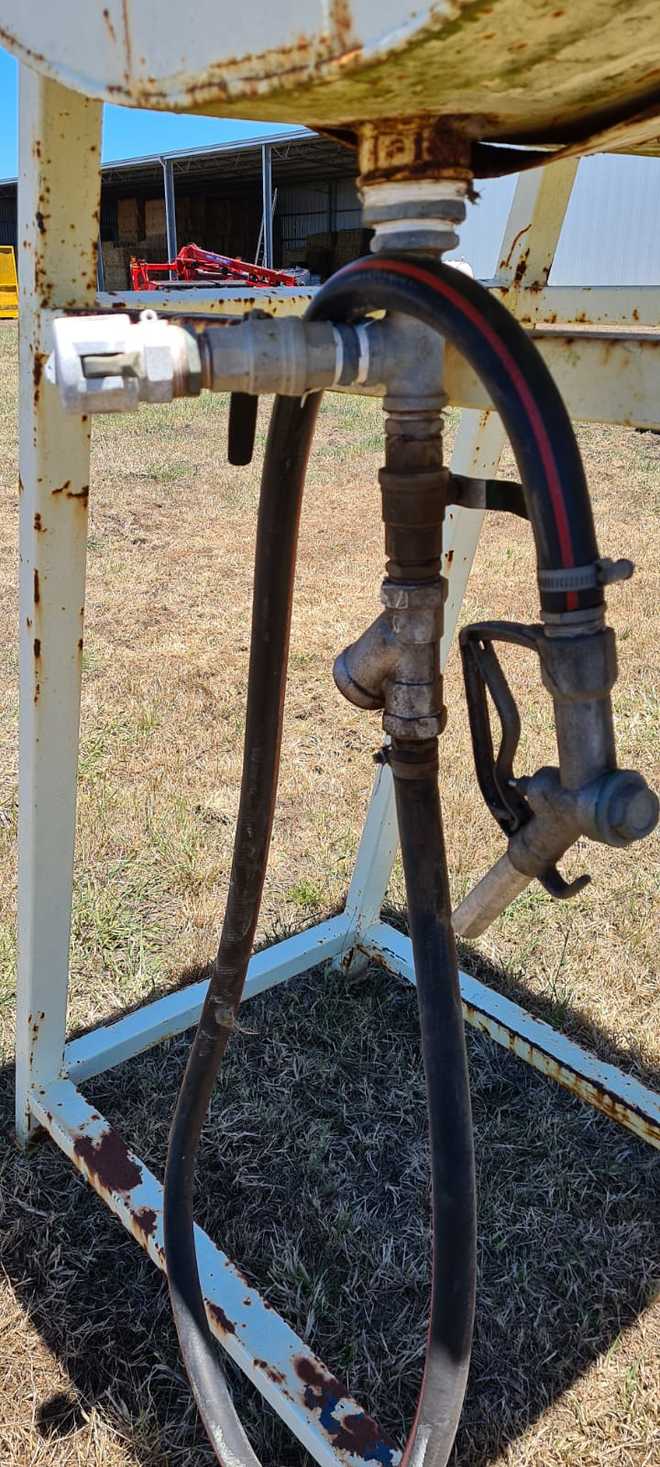 1000Lt Diesel Tank on Stand