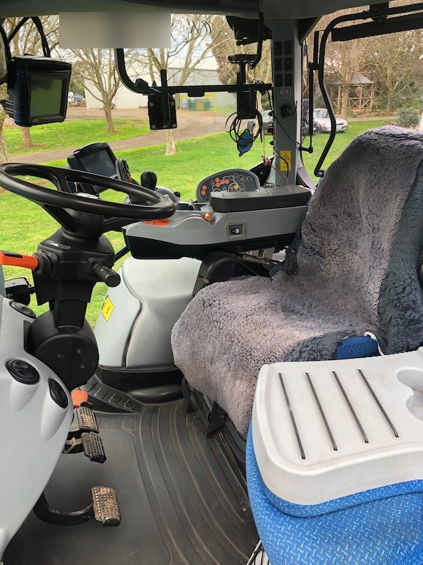 2016 New Holland T7.220 Tractor