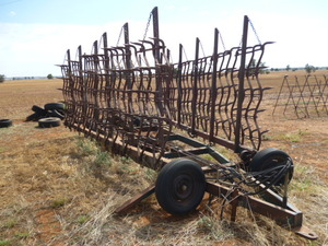 40' Hydraulic Harrow Bar