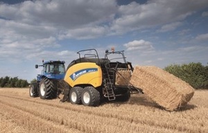 Cereal Hay wanted behind the Baler