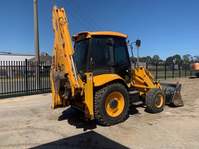 2008 JCB 3XC Backhoe