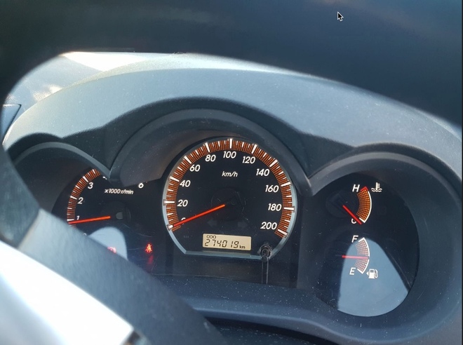 Toyota Hilux SR 4x4 Dualcab Ute 2013