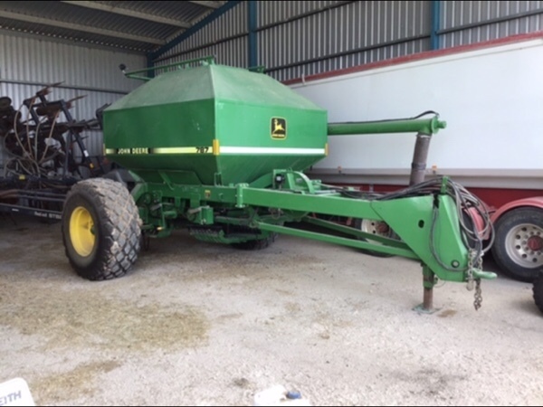 John Deere Box (Flexicoil 2230 equivalent) Flexicoil ST820