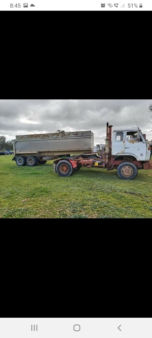 25ft Bogey TOA Alloy Semi Tipper (Paddock unit)