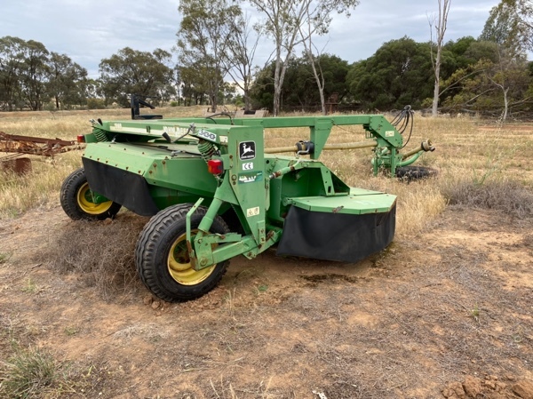 John Deere 1365 Mower Conditioner
