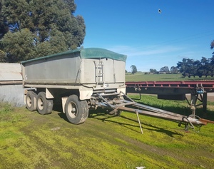 1990 Hamilex Tipping Dog Trailer