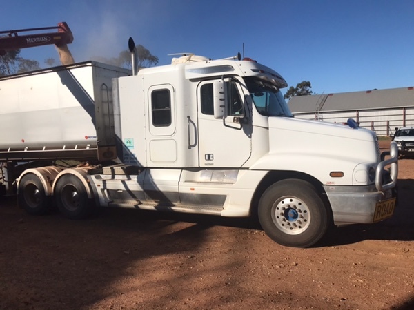 Freightliner Century Class