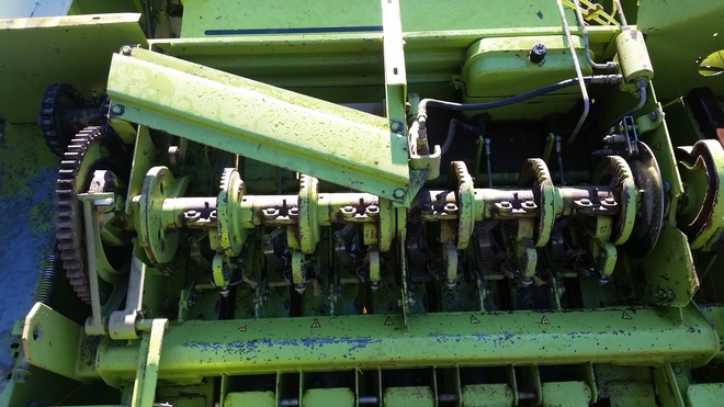 Claas Quadrant 1200 Square baler